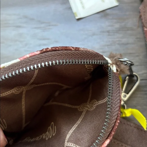 Wrangler Sherpa Southwest Print Dual Pouch Wristlets zip top,cards,key - Picture 7 of 10